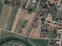 Plac u Becmenu 8 ari