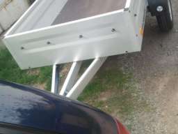 Auto prikolica 750 kg