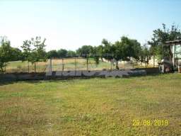 Na prodaju kuca sa pomocnom i poslovnom zgradom