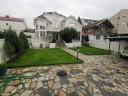Kuća u Kragujevcu na prodaju