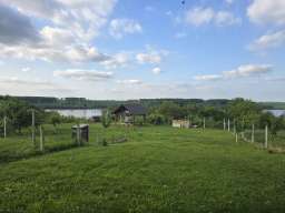 Prodajem vikendicu u Beski na Dunavu