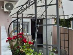 Prodajem apartman u Olimpik Biču