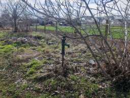 Plac sa izlazom na dve ulice-Kikinda