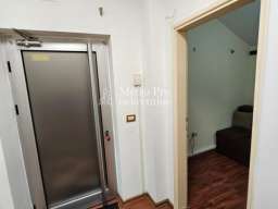 Dvoiposoban stan na prodaju, Slavija, 42m2 + 15m2 terasa