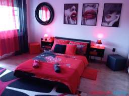 Red&Black Apartman za parove - Senta