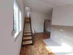 Duplex stan na Mirijevu