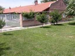Kuca u Perlezu-300m2