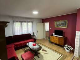 Odlicna kuca za porodicu Aleksandrovac-Žabari