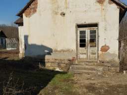 Prodajem kucu u Beloj Crkvi-Krupanj