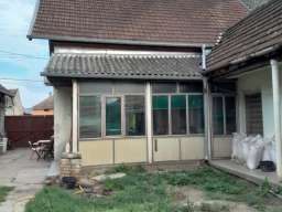 Kuća sa kafanom u Gospođincima