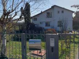 Na prodaju dve kuce u Slatini-Sopot