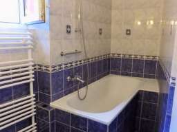 Centar-Ekonomski fakultet, LUX namesten, moderan