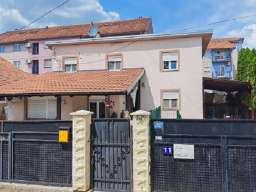 Prelepa moderna kuca, Beograd