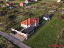 Kuća 110 m2 Grmovac Zemun 