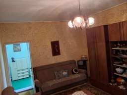 Prodajem kucu u centru Jarkovca