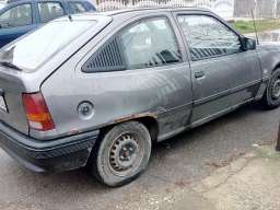 HITNO PRODAJEM AUTO 500&euro;