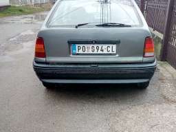 HITNO PRODAJEM AUTO 500&euro;