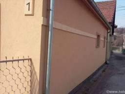 Na prodaju 3,5 ara placa sa kucom i gara