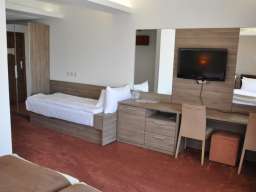 Hotel Danubia Park garni - Veliko Gradiste - Srebrno Jezero