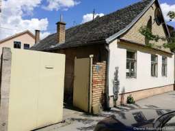 Prodajem novu i staru kucu sa placem u Pancevu