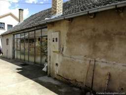 Prodajem novu i staru kucu sa placem u Pancevu