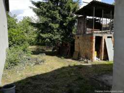 Prodajem novu i staru kucu sa placem u Pancevu