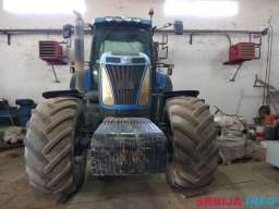 Prodajem traktor NEW HOLLAND T8040