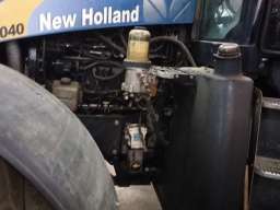 Prodajem traktor NEW HOLLAND T8040