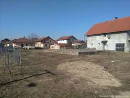 Prodaja placa sa temeljom i g. dozvolom