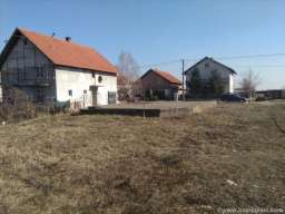 Prodaja placa sa temeljom i g. dozvolom