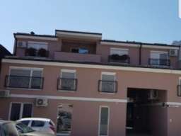 Stan predivan trosoban-Sremska Mitrovica