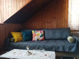 Izdajem jednosoban name&scaron;ten stan