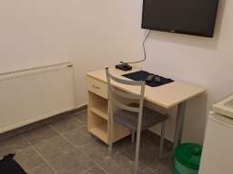 Zemun, izdajem sobu za studenta ili zaposlenu osobu