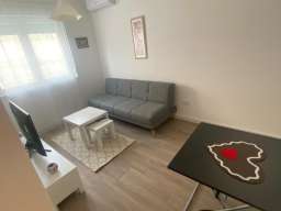 Ledine, izdajem nov jednoiposoban stan od 34 kvadrata u novoj, tek useljeno