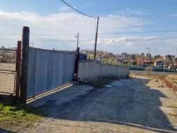 Izdaje se hala sa placem-Vozdovac, selo Rakovica (Kruzni put)