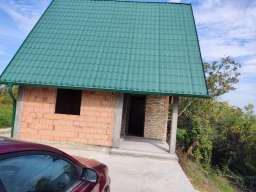 Jedinstvena prilika-prodaje se imanje u Velikoj Remeti