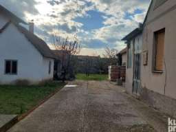 Kuća 80 m2 Stara Pazova