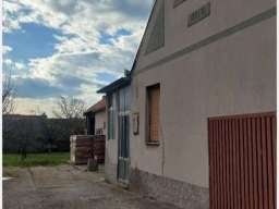 Kuća 80 m2 Stara Pazova