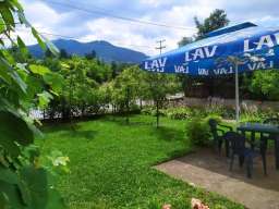 Kuca u Surdulici, 180m2,6ari placa
